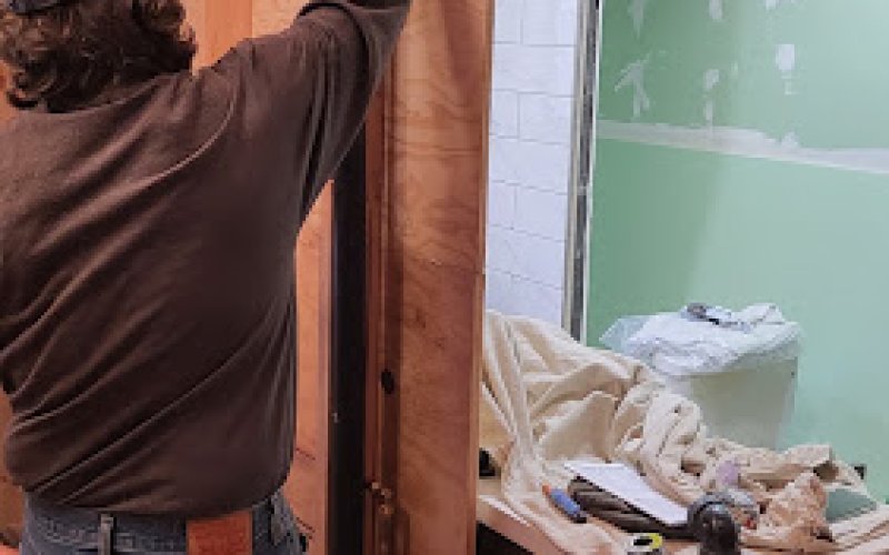 Handyman Frank and Son — Handyman/Handywoman/Handyperson in Ontario