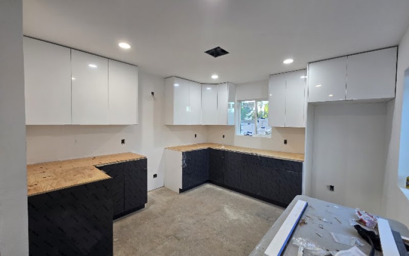 Handyman Pro26 — Construction company in Simi Valley